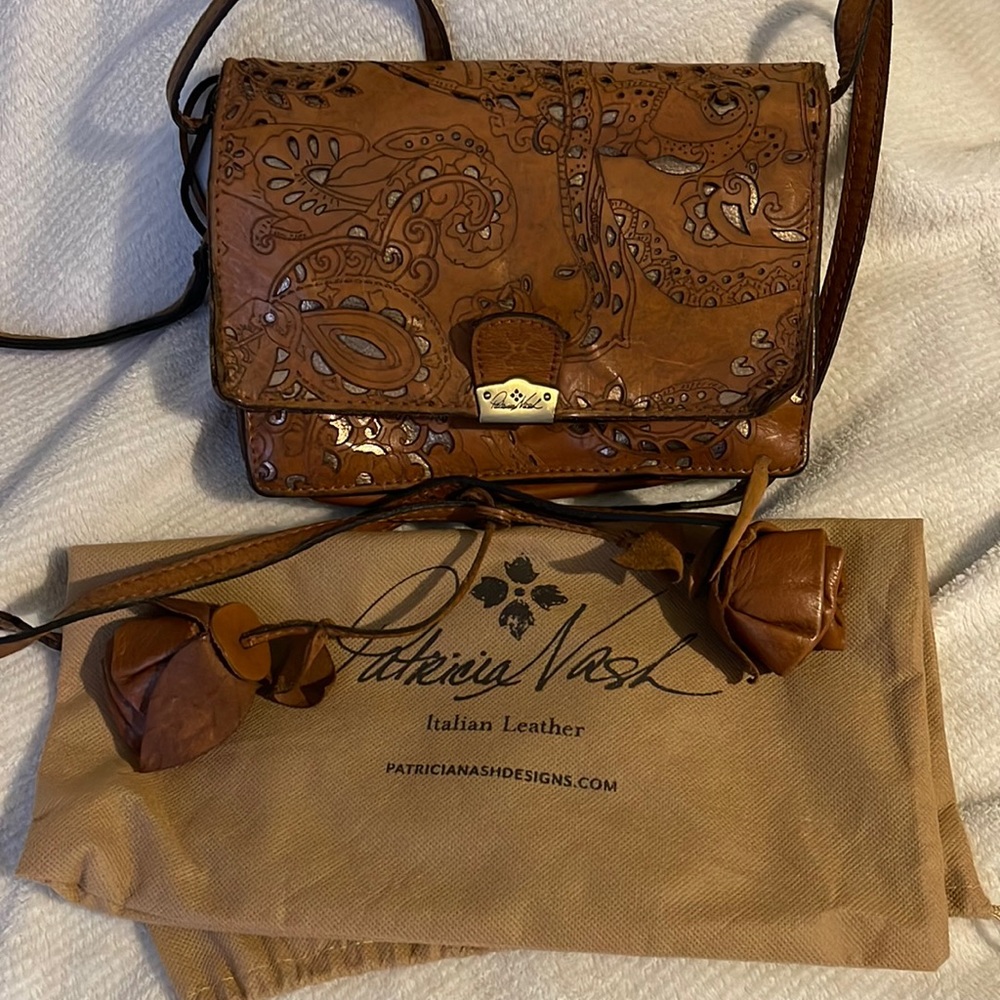 Patricia Nash crossbody  pursese